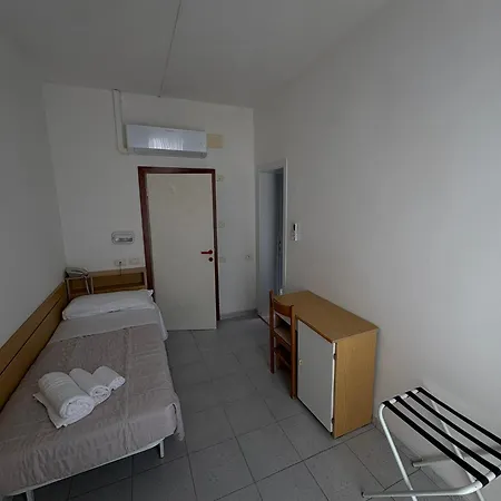 Bianca Orchidea Riccione