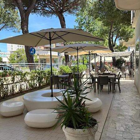 Bianca Orchidea Hotel 3*